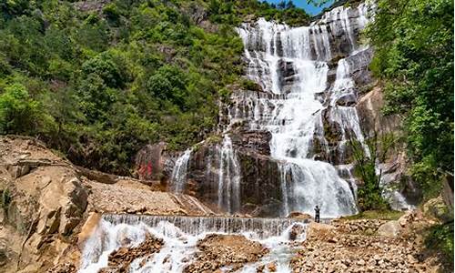 天台山旅游攻略大瀑布推荐_天台山旅游风景区瀑布