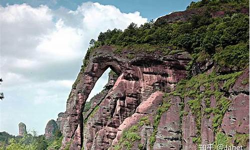 龙虎山旅游攻略自驾游二日游_龙虎山旅游攻略一日游顺序