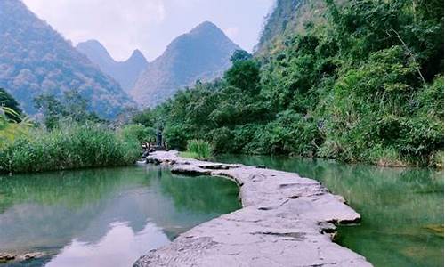 荔波旅游攻略景点必去的地方有哪些_荔波有什么好玩的旅游景点