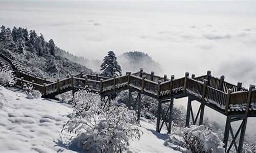 四川旅游景点西岭雪山_四川西岭雪山好玩吗